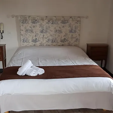 Logis Le Prieure Szálloda