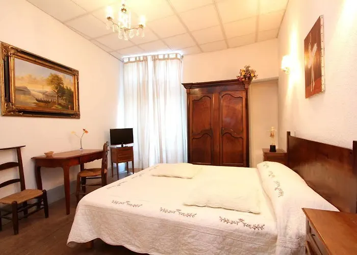 Hotel Logis Le Prieure Bourg-Saint-Andéol