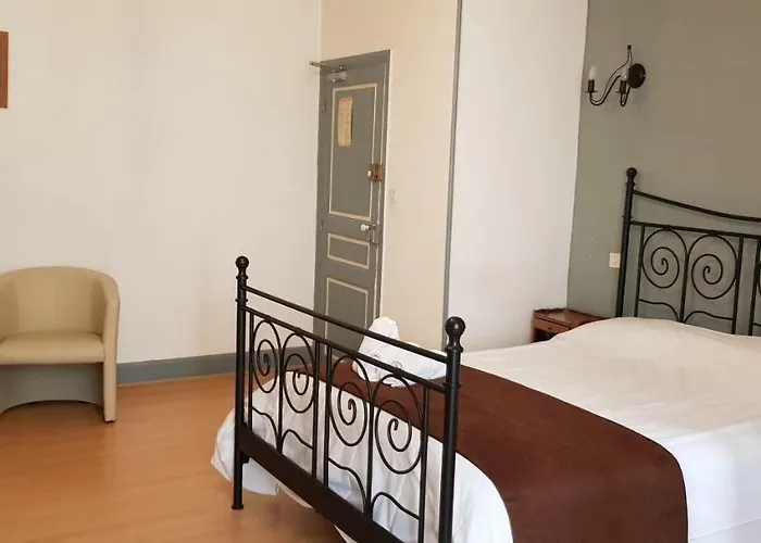 Hotel Logis Le Prieure