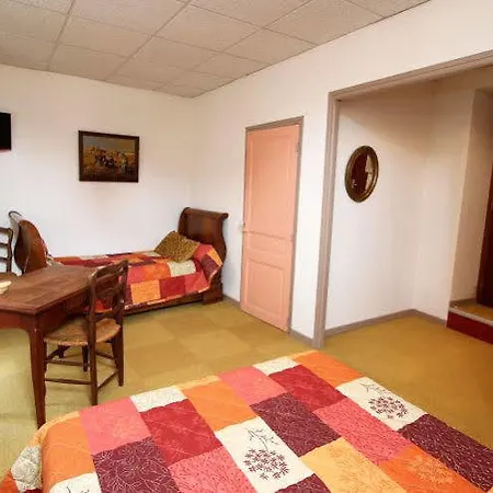 Logis Le Prieure Hotell Bourg-Saint-Andéol