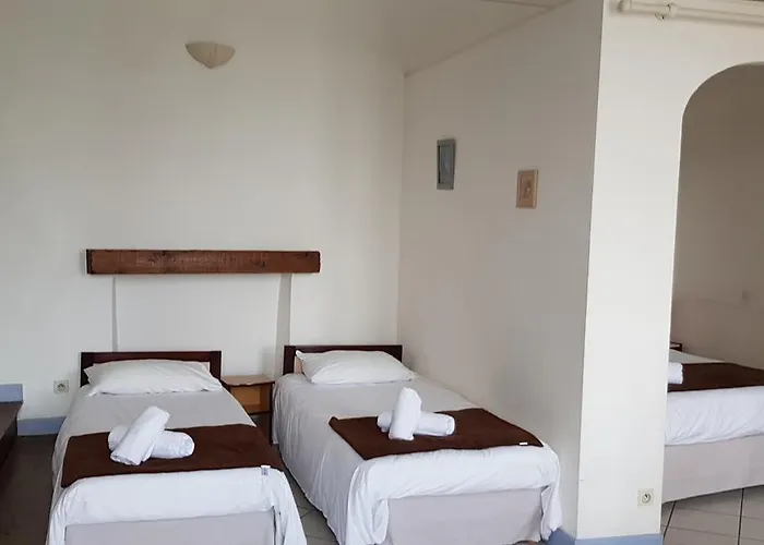 Hotel Logis Le Prieure Bourg-Saint-Andéol